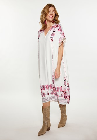 usha FESTIVAL Dress in White: front