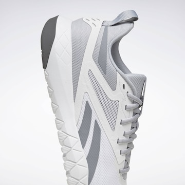 Scarpa sportiva 'Flexagon Force 4' di Reebok in grigio