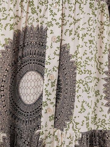 Bigdart Dress in Beige