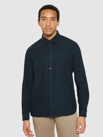 KnowledgeCotton Apparel Regular fit Button Up Shirt in Black: front