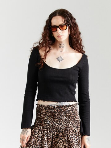 Monki Shirts i sort: forside
