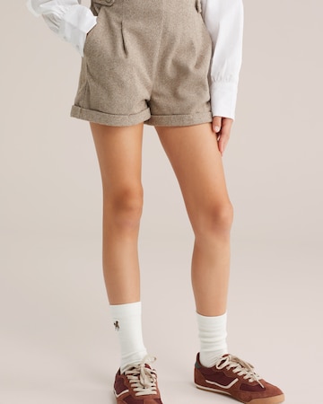 WE Fashion Szabványos Nadrág - bézs: elől
