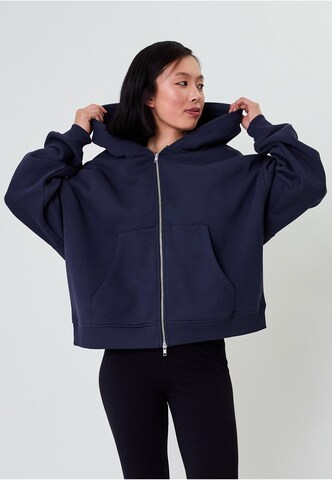 melns OH APRIL Sportiska jaka: no priekšpuses