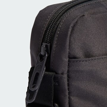 ADIDAS PERFORMANCE - Malas de desporto 'Audi Formula One Team DNA' em preto