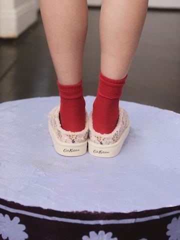 Papuci de casă de la Cath Kidston pe roz