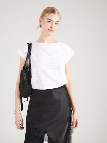 Tricou 'Lilith' de la ABOUT YOU pe alb: față