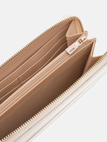 GUESS Wallet 'Cheryl' in Pink