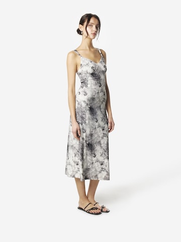 KOROSHI Jurk in Grijs