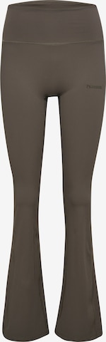 évasé Pantalon de sport Hummel en marron : devant