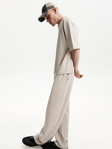 Bershka Loose fit Trousers in Grey