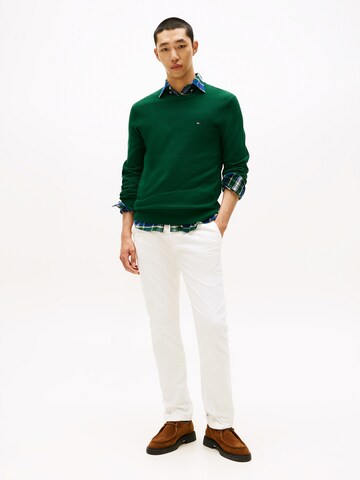 TOMMY HILFIGER Sweater 'ESSENTIAL' in Green