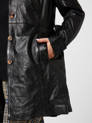 Gipsy Comfort Line Přechodný kabát 'Lizeth' – černá
