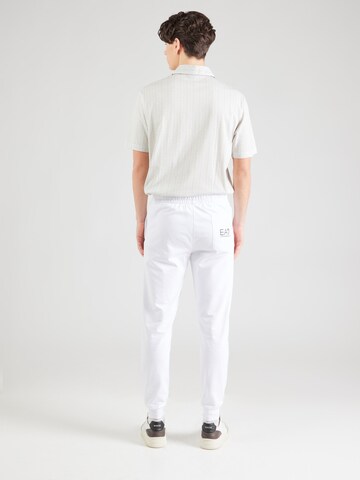 EA7 Emporio Armani Zúžený Kalhoty – bílá