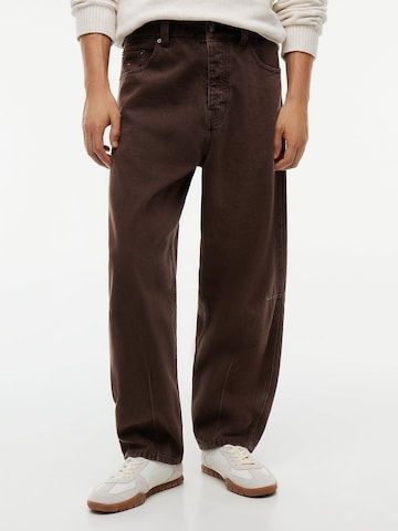 Tommy Jeans Barrel Jeans 'Ashton' in Brown: front