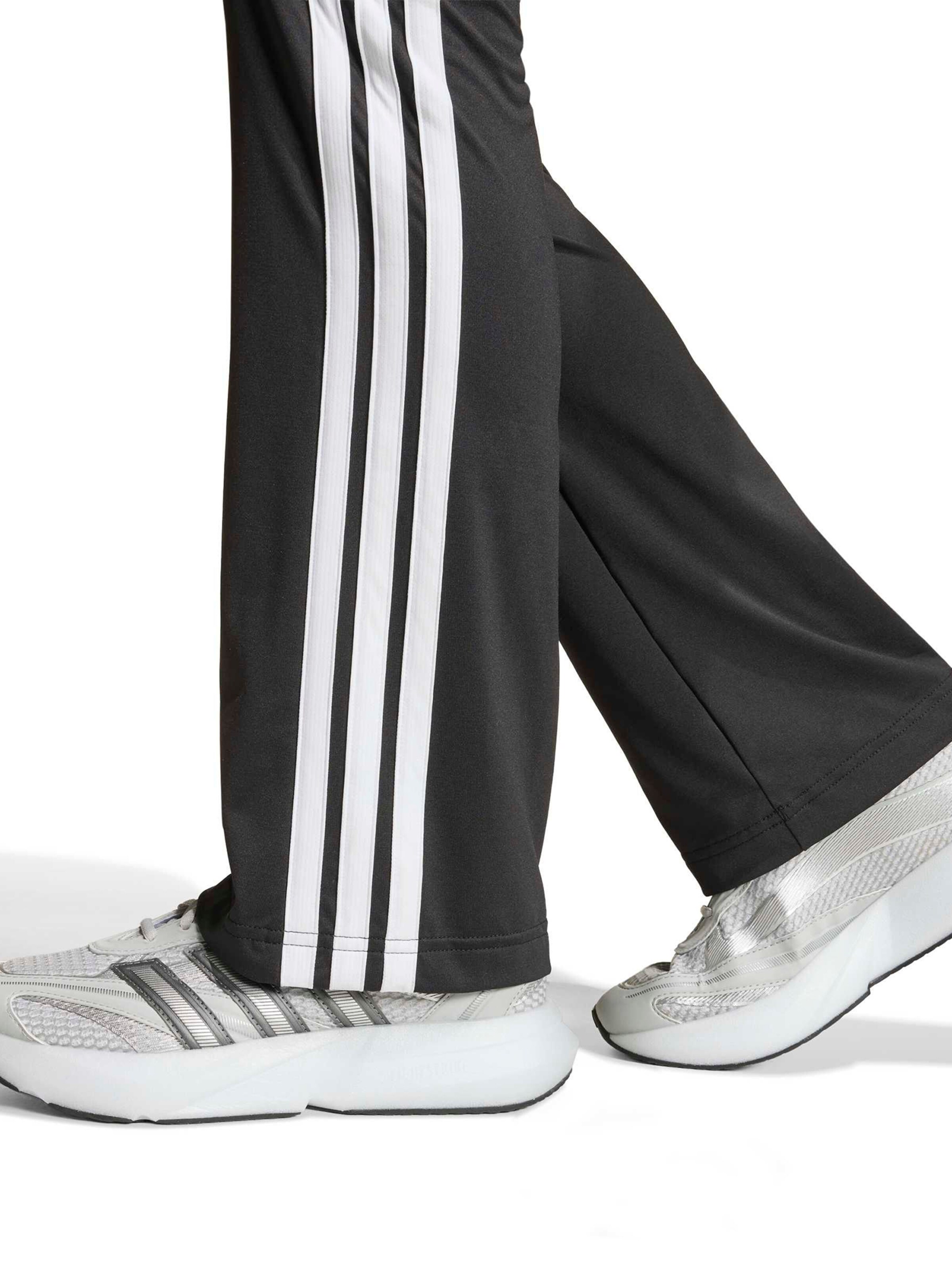 évasé Pantalon de sport 'Train Essentials' ADIDAS SPORTSWEAR en noir