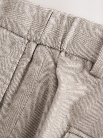 Next Regular Hose in Beige