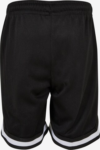 regular Pantaloni di Urban Classics in nero