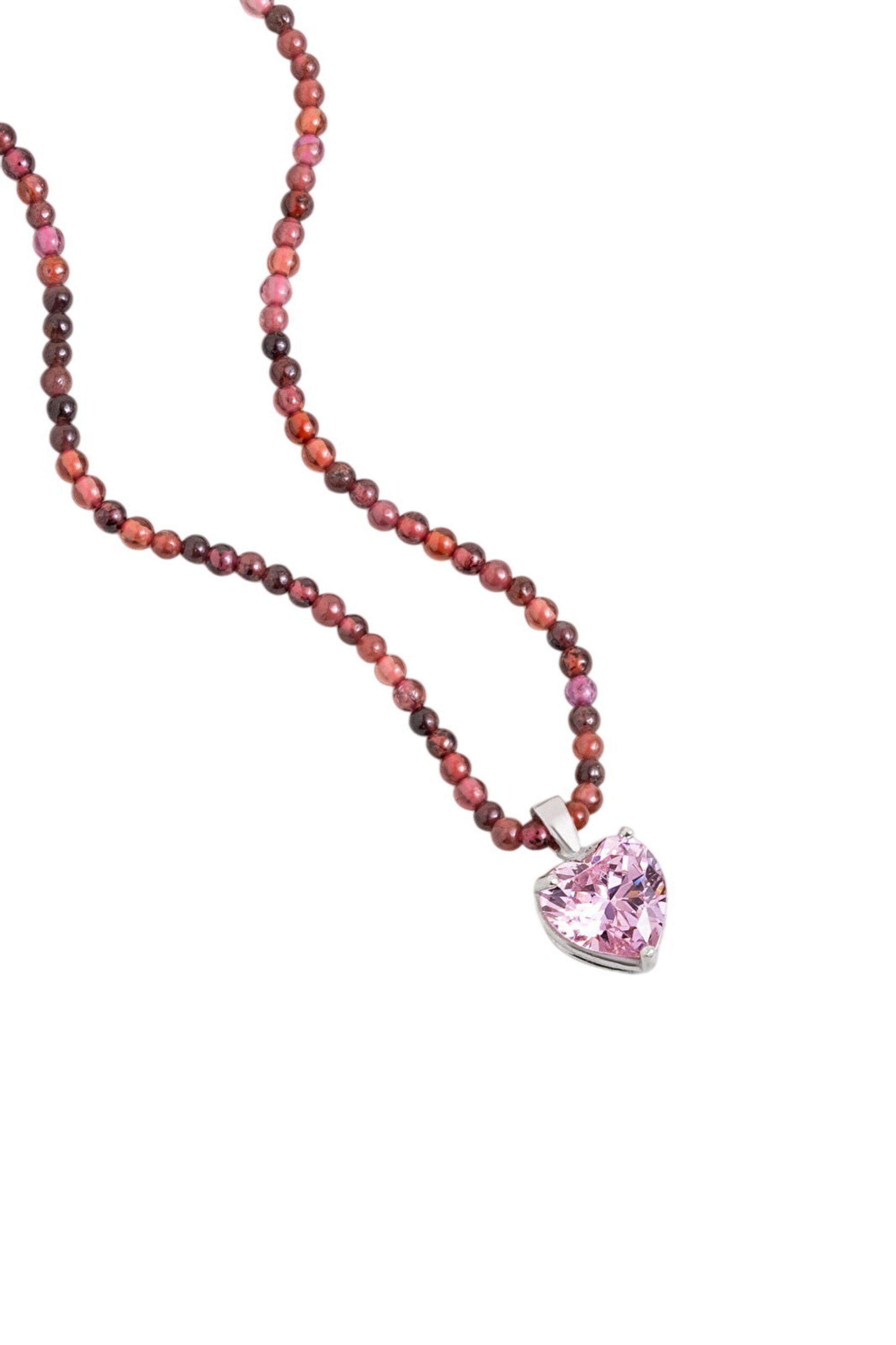 So Chic Necklace in Red