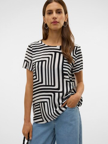 VERO MODA T-shirt 'VMEASY JOY' i svart
