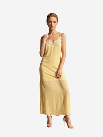 My fashion Dress in Yellow