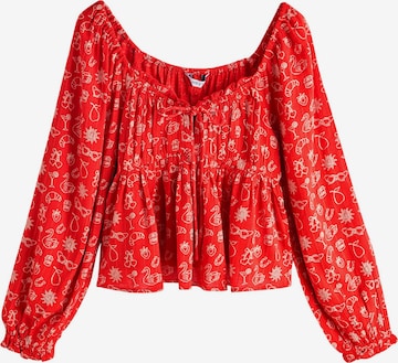 Next Pusero värissä punainen: etupuoli