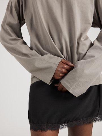 WEEKDAY Shirts 'Danya' i grå