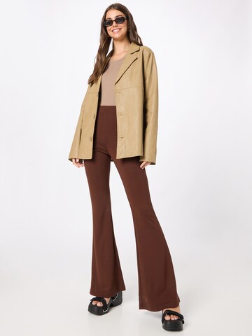 Blazer di NA-KD in beige