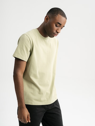 MELA T-shirt 'PRAVIN' i grön