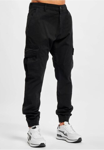 2Y Premium Tapered Cargo Jeans in Black: front