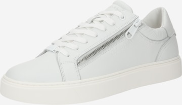 Sneaker low de la Calvin Klein pe alb: față