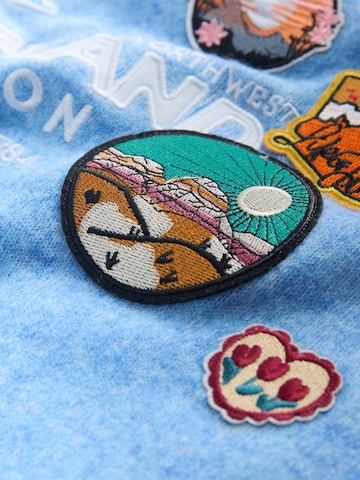 Pulover de la Next pe albastru