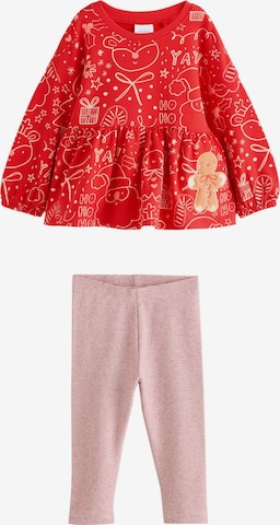 Next Setti värissä vaaleanpunainen: etupuoli