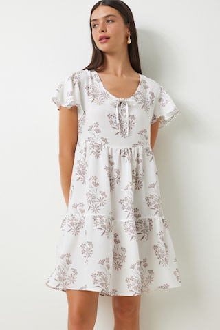 Happiness İstanbul Лятна рокля в бяло: отпред