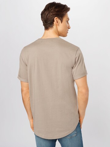 T-Shirt Calvin Klein Jeans en gris