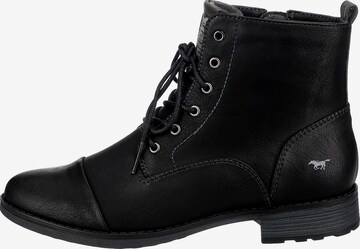 MUSTANG Lace-up bootie in Black