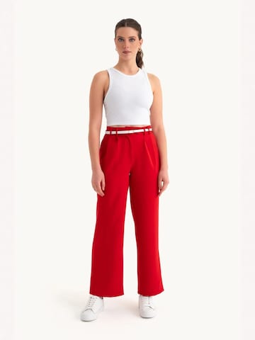 Hiccup Wide leg Trousers in Red