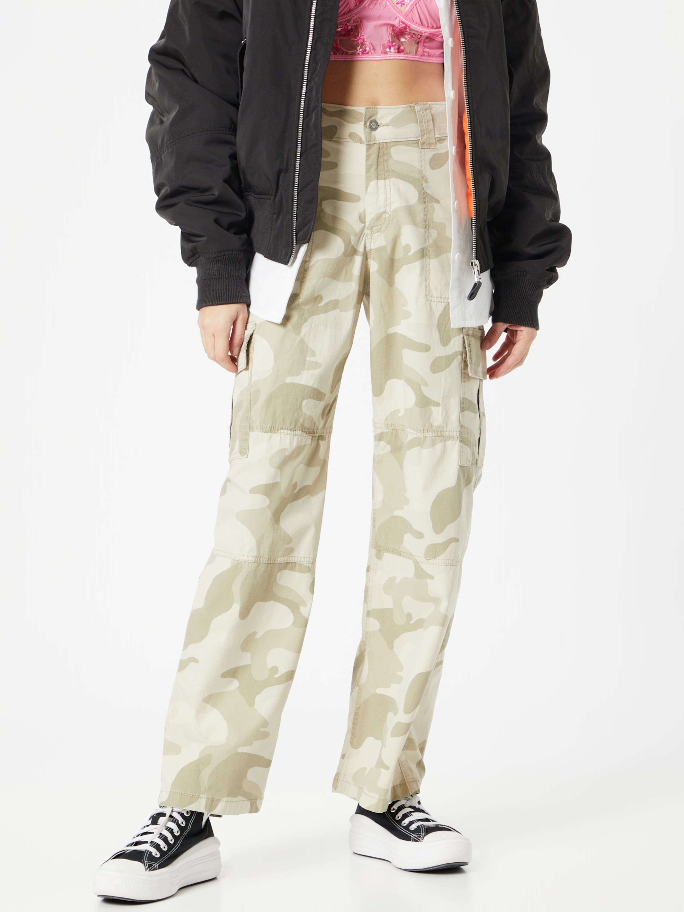 Hollister womens hot sale camo pants