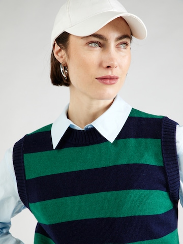 UNITED COLORS OF BENETTON Sweater in Green