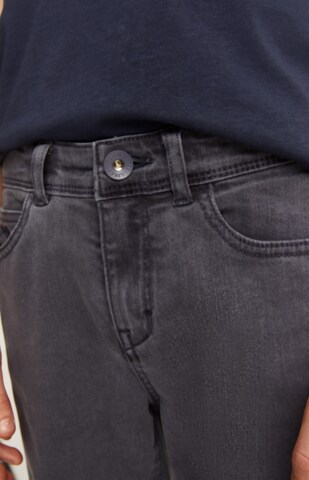 Scalpers Regular Jeans i grå