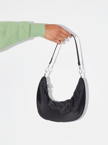 Borsa a spalla 'Alannah' di LeGer by Lena Gercke in nero: frontale