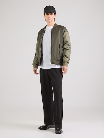 Tricou de la Karl Lagerfeld pe alb