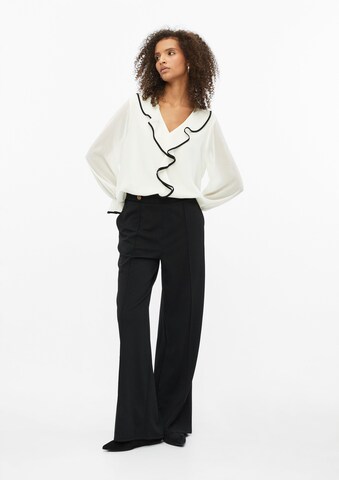 s.Oliver Blouse in Beige: voorkant