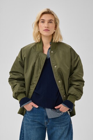 My Essential Wardrobe Between-Season Jacket in Green: front