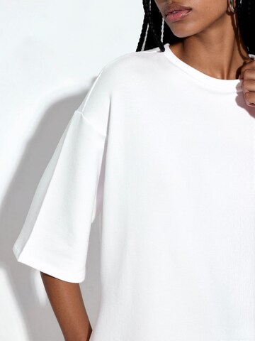 T-shirt Busem en blanc