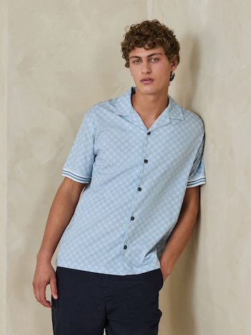 Next Regular fit Srajca | modra barva: sprednja stran