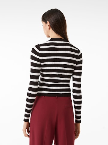 Bershka Pullover in Weiß