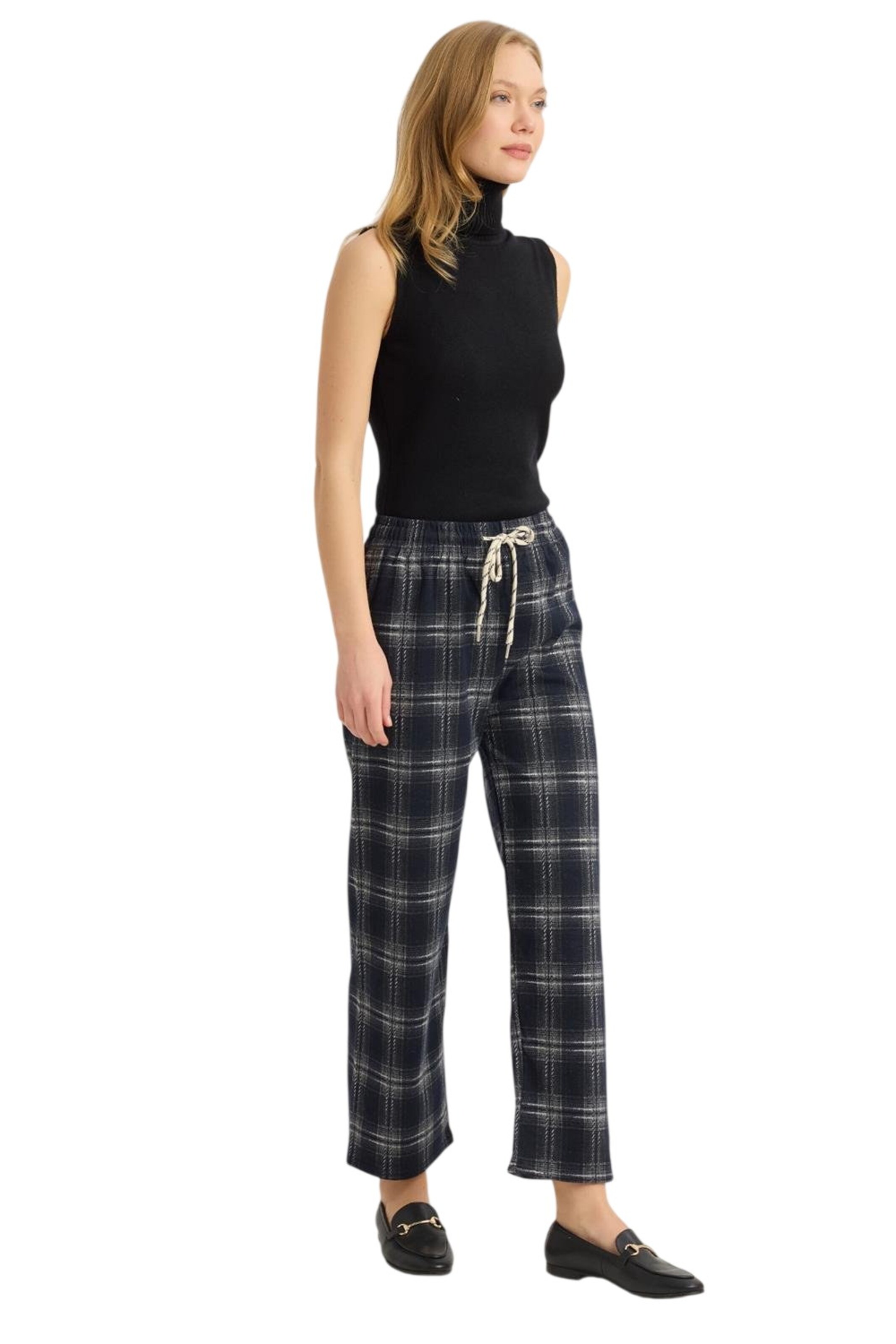 HOME STORE Regular Trousers in Blue