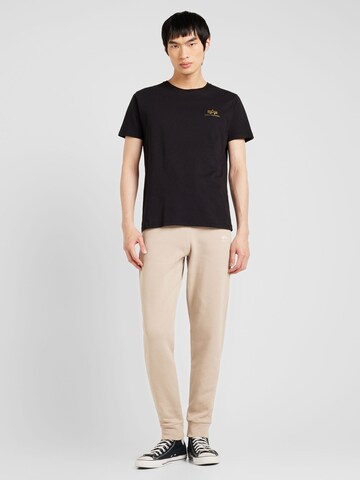 ALPHA INDUSTRIES Tapered Broek in Beige
