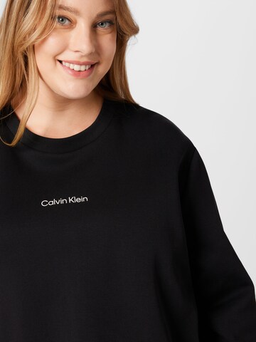 Sweat-shirt Calvin Klein Curve en noir