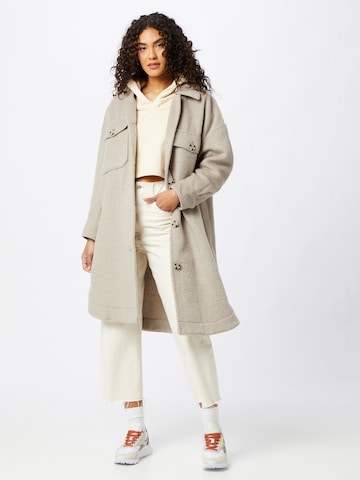 Manteau mi-saison 'Nejla' Gina Tricot en beige